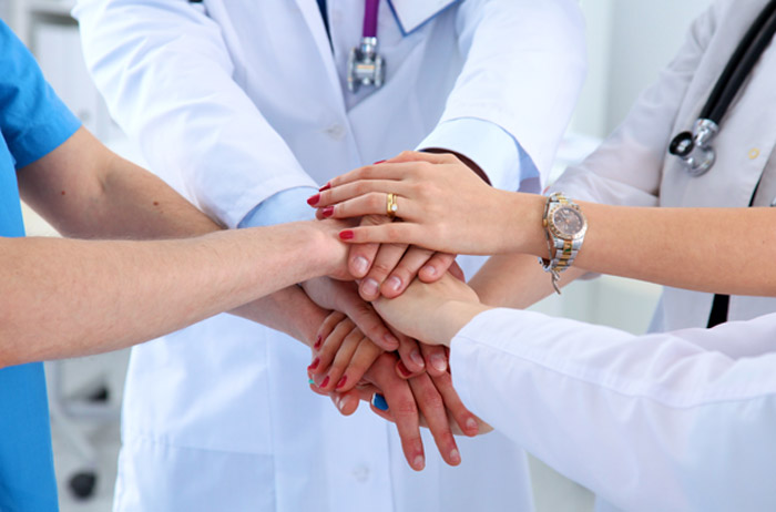 Wir engagieren uns seit vielen Jahren für die Gesundheit jeder Frau
Mit Leidenschaft gegen Gebärmutterhalskrebs.